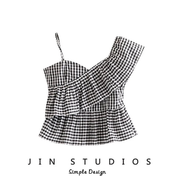 Cropped Tops - Picture 3 of 9